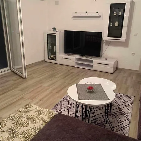 Biljana Homestay *